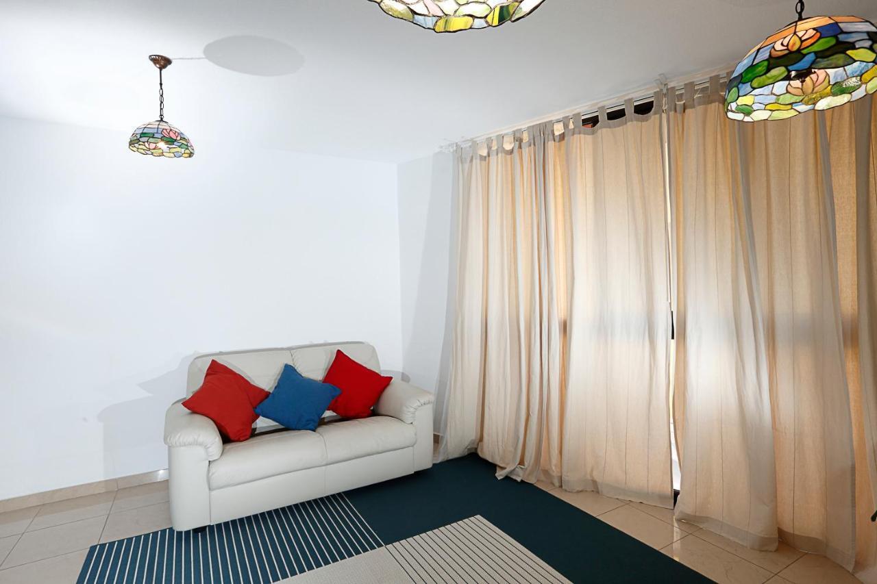 Apartamento Frente Al Puerto De Candelaria A 20 Metros De La Playa. Dış mekan fotoğraf