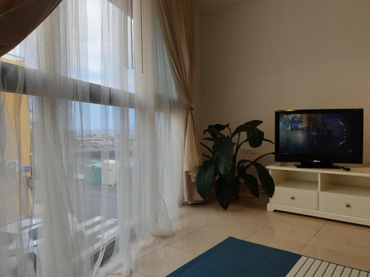 Apartamento Frente Al Puerto De Candelaria A 20 Metros De La Playa. Dış mekan fotoğraf